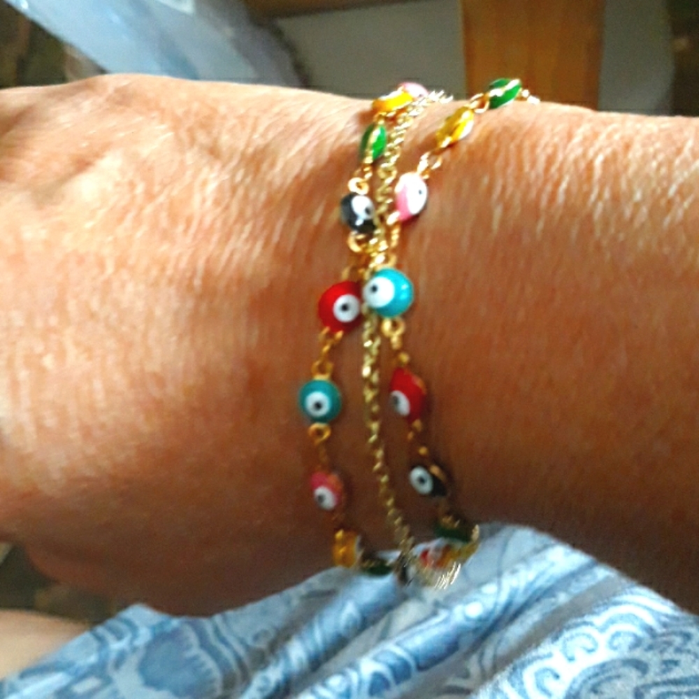 Handmade Evil Eye Bracelet. Gold Tone